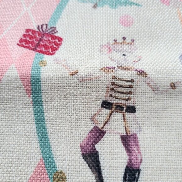 Nutcracker Placemats Christmas Decor 4pc Pink Xmas Holiday Table Decorations - Picture 6 of 7